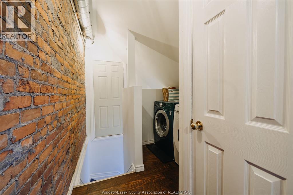 753 Walker ROAD - 26