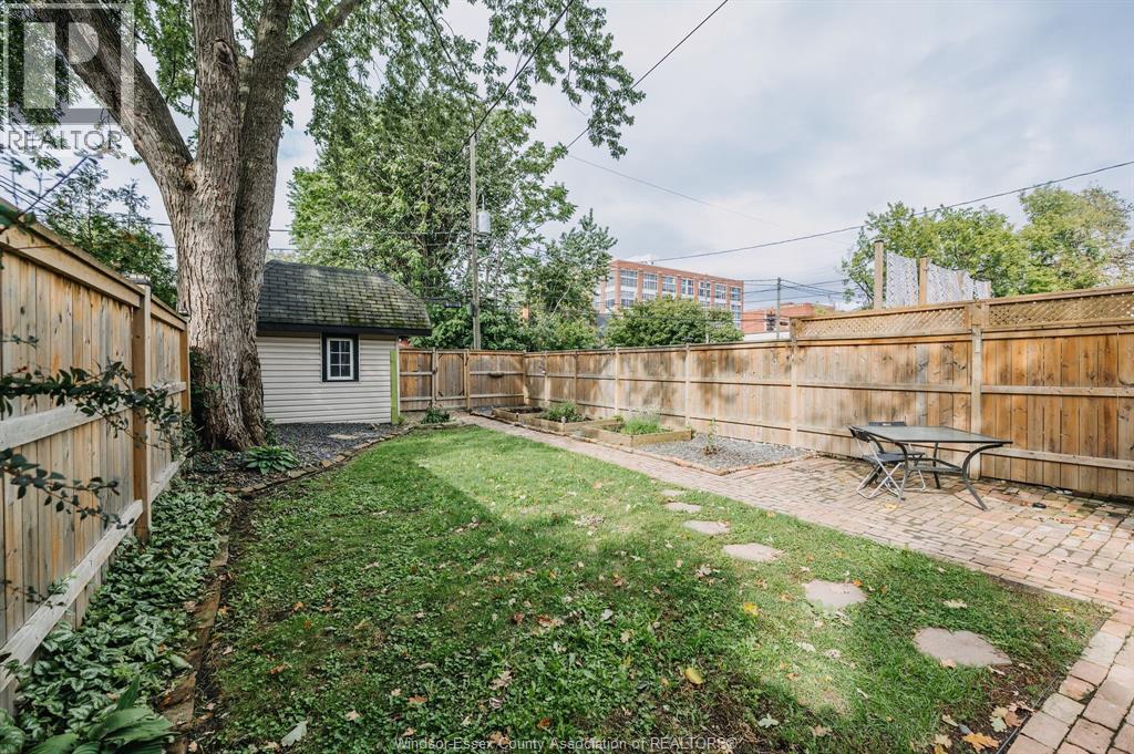 753 Walker ROAD - 35
