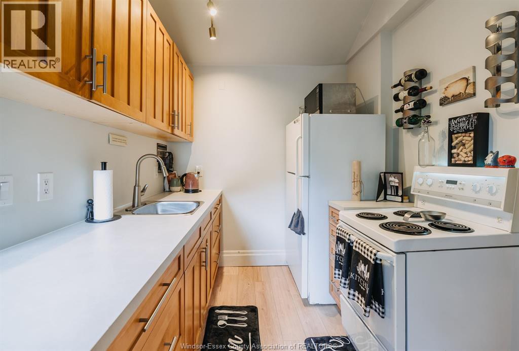 753 Walker ROAD - 8