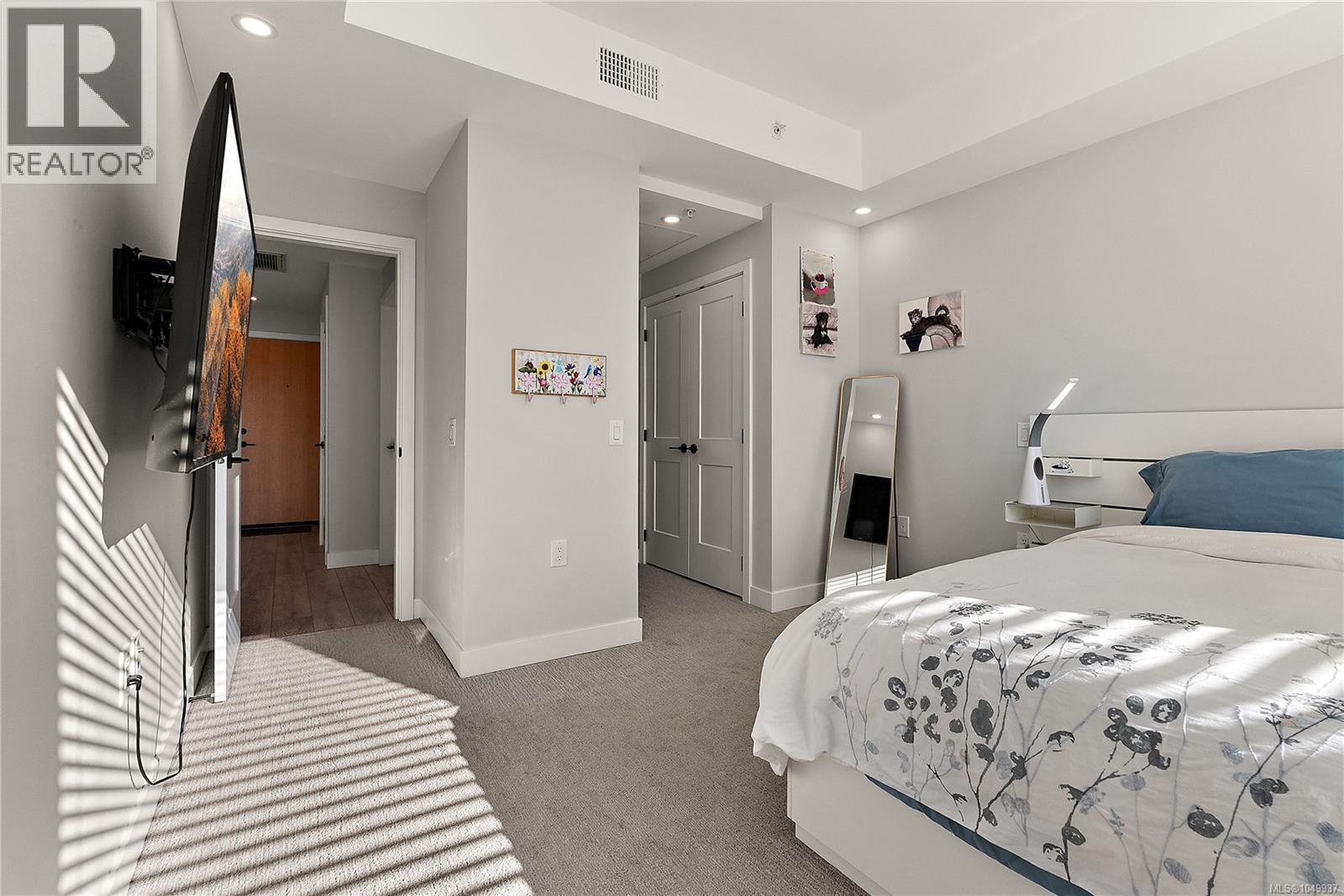 #408 950 Whirlaway Cres - Image 23