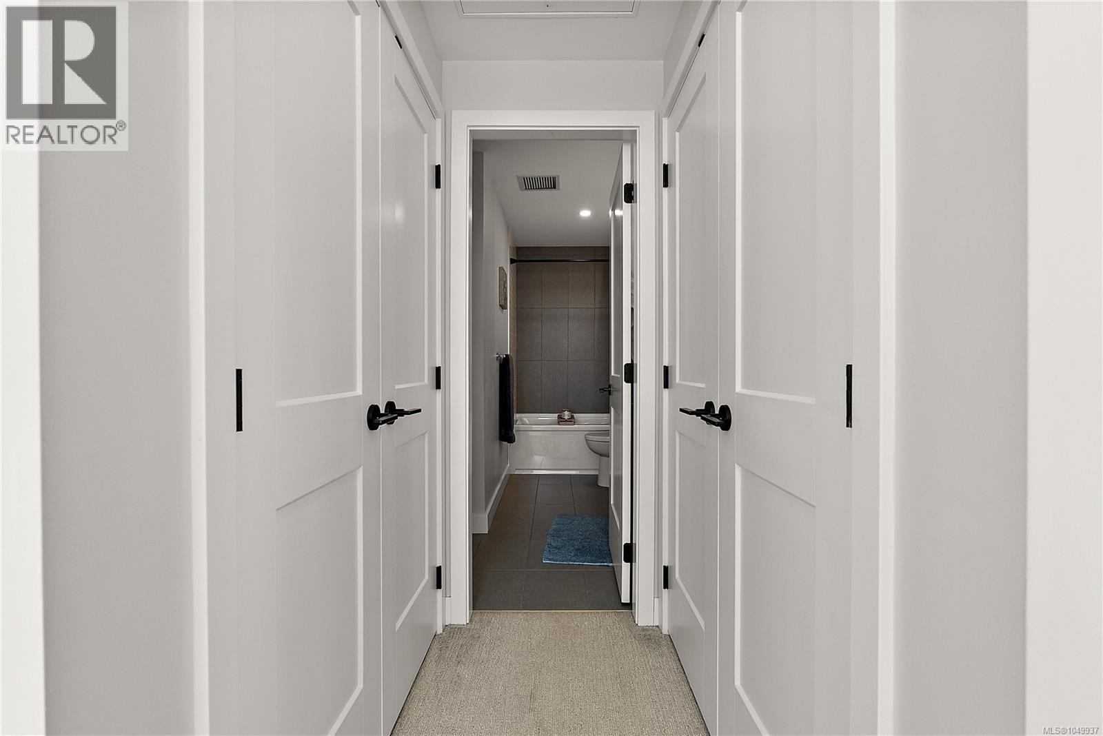 #408 950 Whirlaway Cres - Image 24