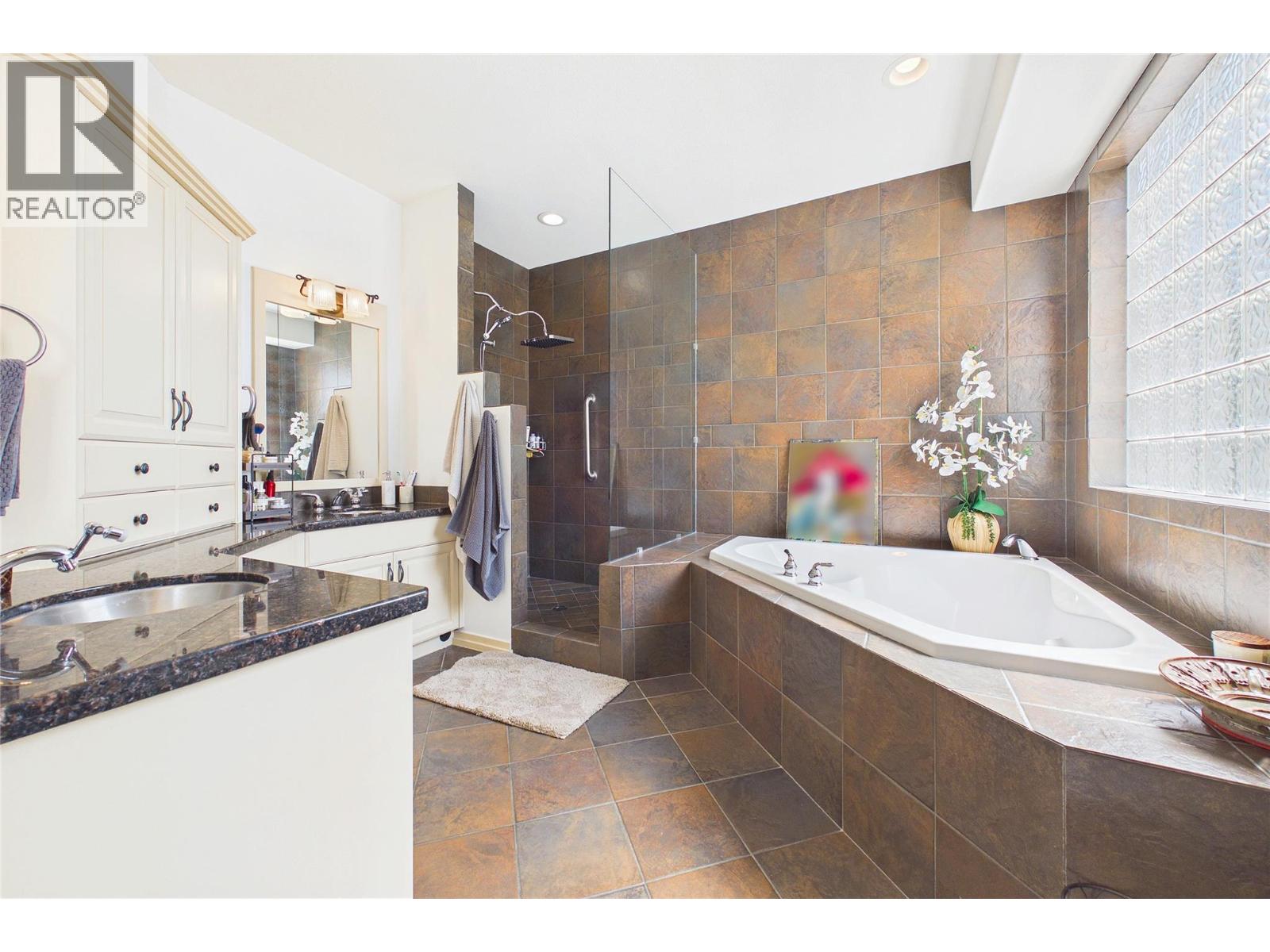 1950 Capistrano Drive Unit# 108, Kelowna