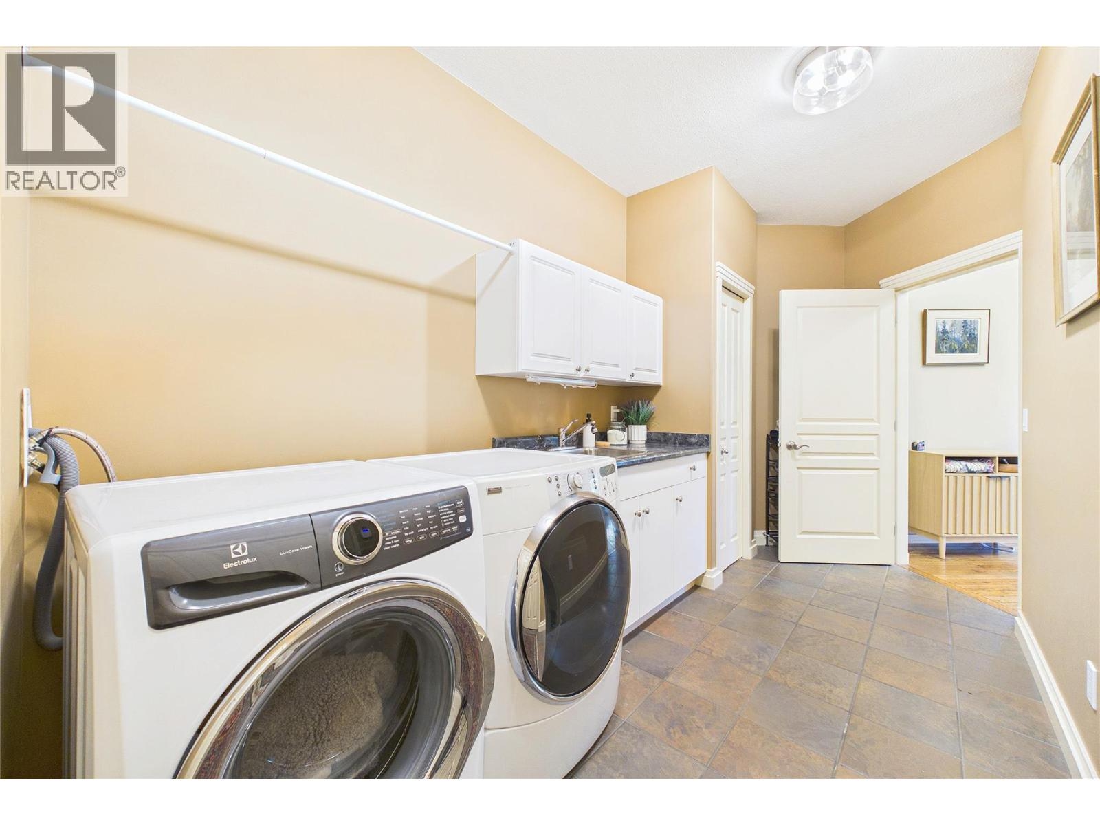 1950 Capistrano Drive Unit# 108, Kelowna