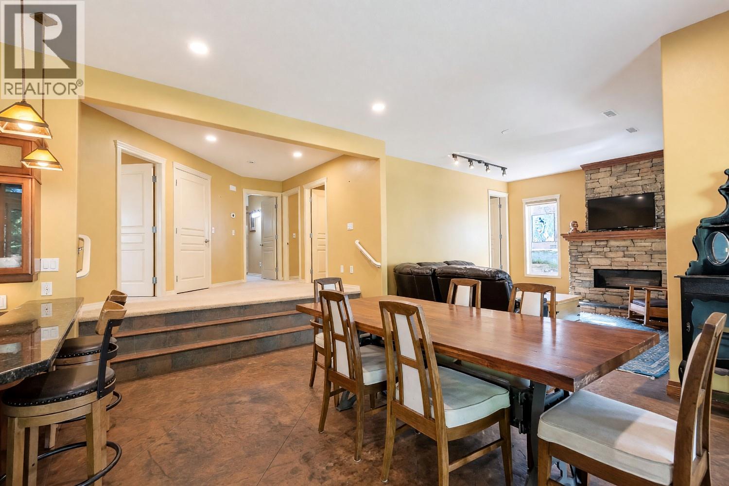 1950 Capistrano Drive Unit# 108, Kelowna