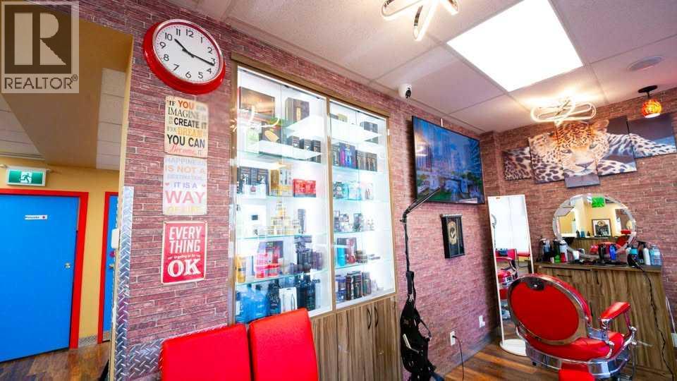 Commercial listing