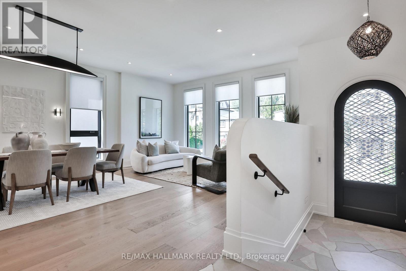 Photo of 215 AVA ROAD