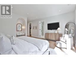 215 Ava Road, Toronto, ON M6C1W9 Photo 26