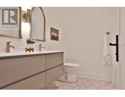 215 Ava Road, Toronto, ON M6C1W9 Photo 33