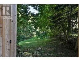 215 Ava Road, Toronto, ON M6C1W9 Photo 50
