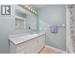 4 Spruce Avenue, Puslinch, ON N1H6H9 Photo 15