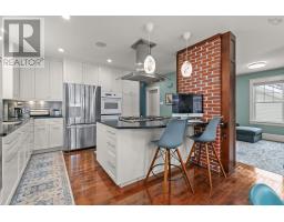 5pc Ensuite bath - 1777 Cambridge Street, Halifax, NS B3H4A8 Photo 18