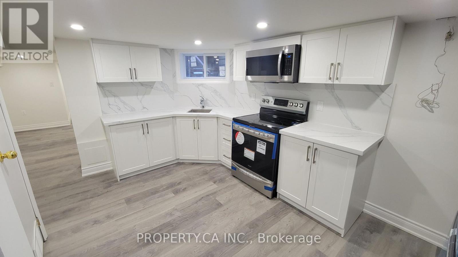 Photo of 625 Rhodes Avenue