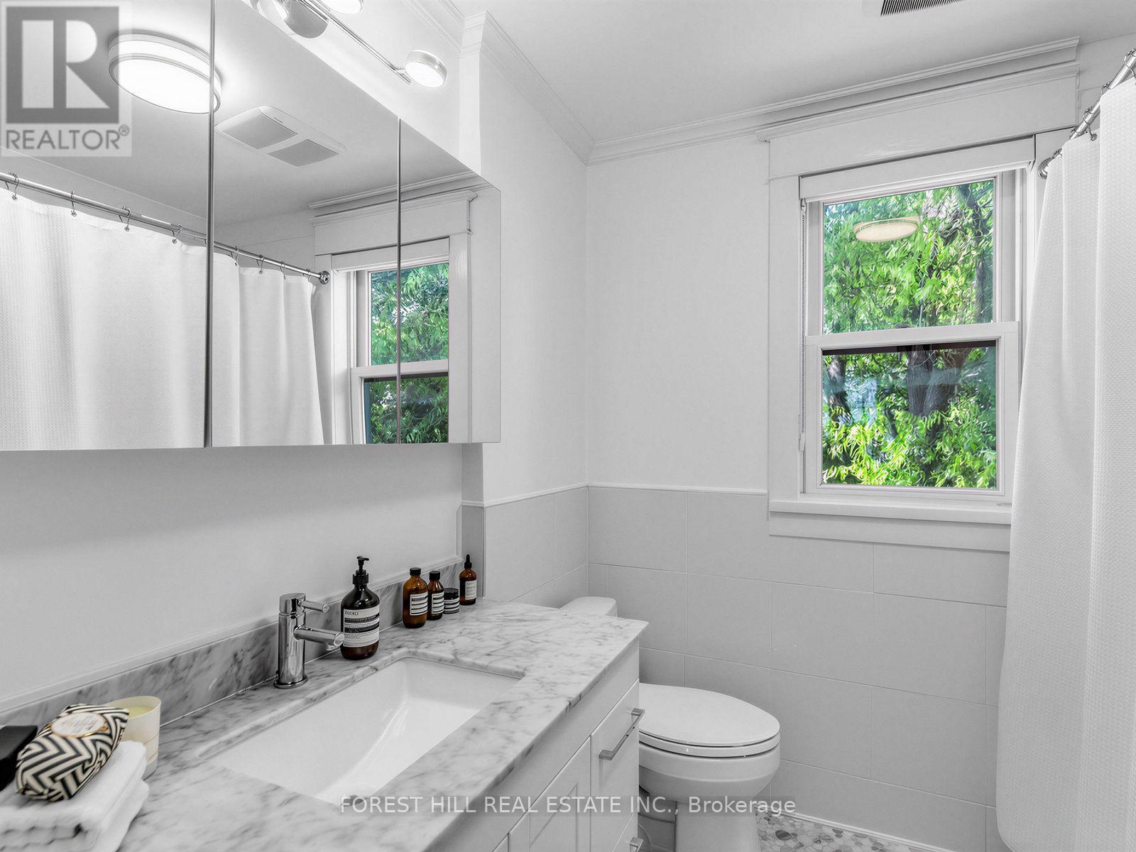 98 GATES AVENUE - Image 25