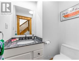 98 Gates Avenue, Toronto, ON M4C1T3 Photo 16
