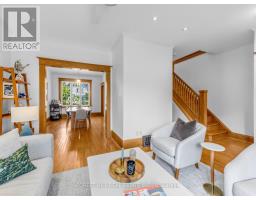 Eating area - 98 Gates Avenue, Toronto, ON M4C1T3 Photo 7