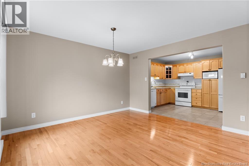 98 Firmin Crescent - 14