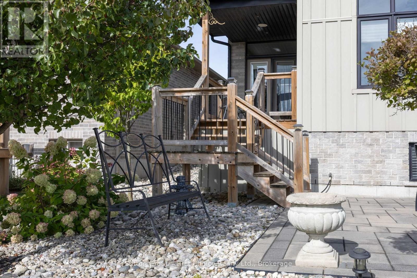 7 CULLITON STREET - 45