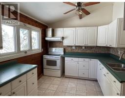 Family room - 600457 50 Side Road, Chatsworth, ON N0H1R0 Photo 6