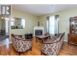 Bedroom 3 - 85 Canoe Avenue, Richmond Hill, ON L4E3Y2 Photo 6