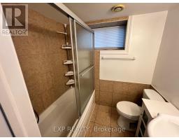 Lower - 205 Simcoe Road, Bradford West Gwillimbury, ON L3Z1Y5 Photo 18