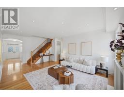 8 Farmhouse Crescent, Richmond Hill, ON L4E0K1 Photo 18