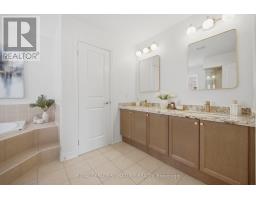 8 Farmhouse Crescent, Richmond Hill, ON L4E0K1 Photo 23