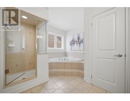 8 Farmhouse Crescent, Richmond Hill, ON L4E0K1 Photo 24