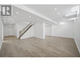 8 Farmhouse Crescent, Richmond Hill, ON L4E0K1 Photo 39