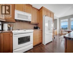 Bedroom - 2533 Copper Ridge Drive, West Kelowna, BC V4T2X6 Photo 8