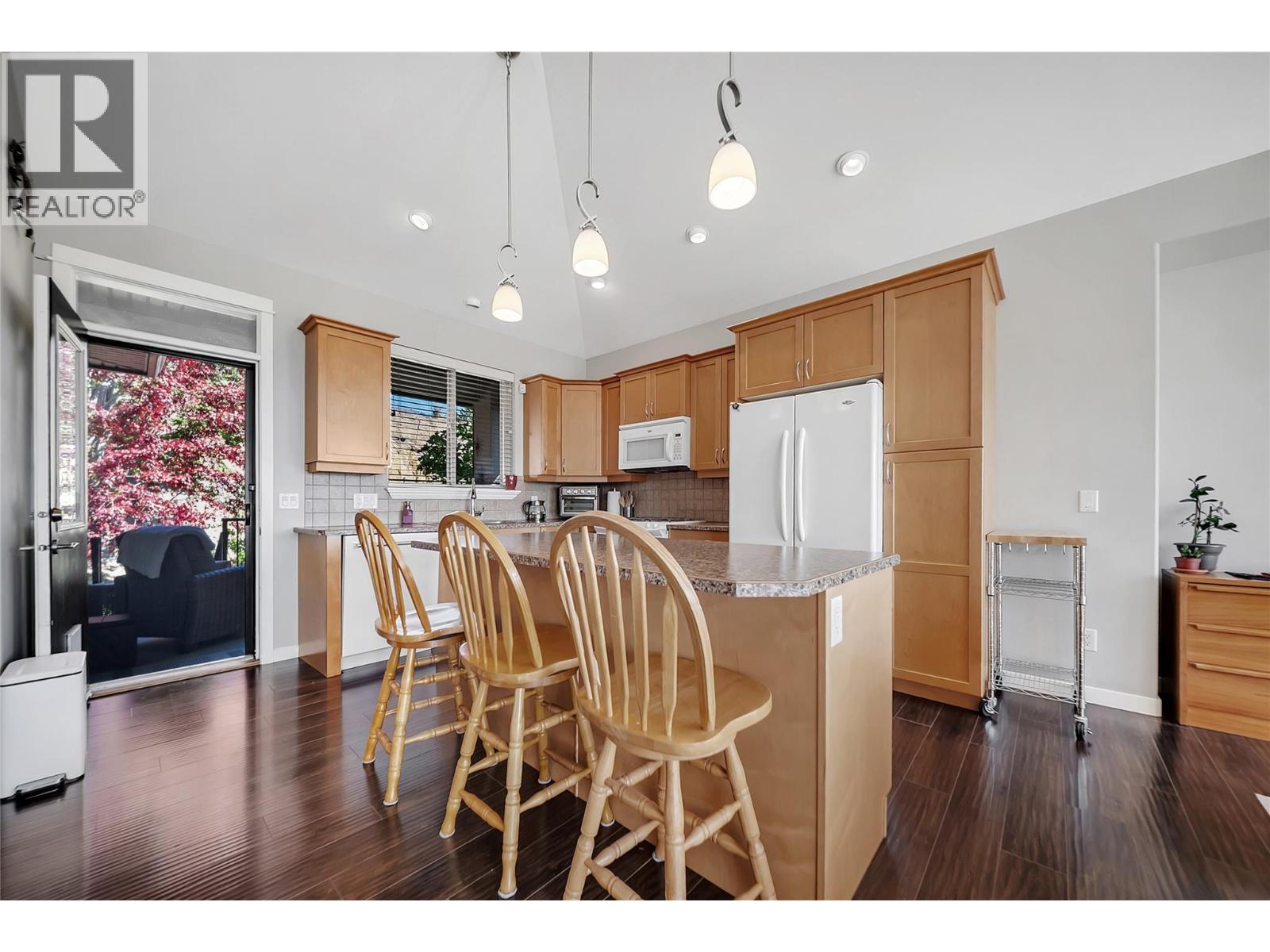  2533 Copper Ridge Drive, West Kelowna