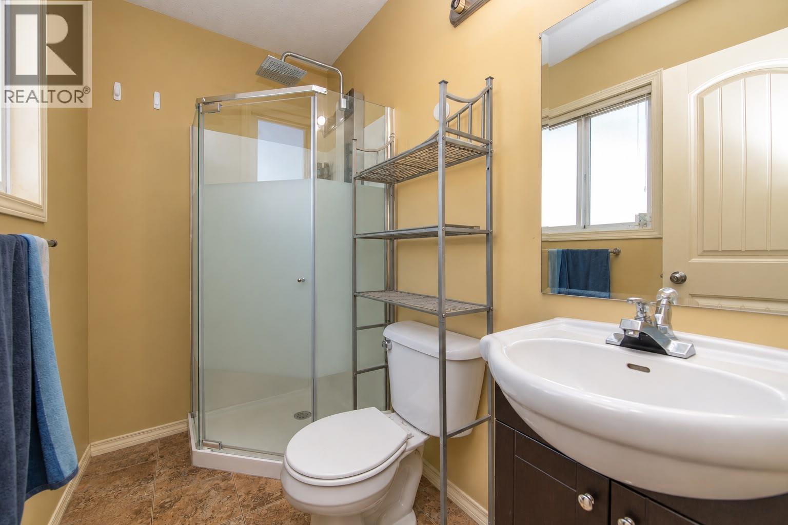4301 16th Avenue, Vernon