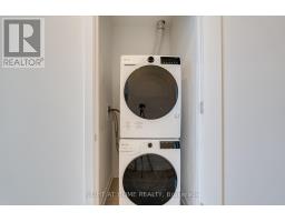 605 - 2946 Dundas Street W, Toronto, ON M6P1Y8 Photo 8