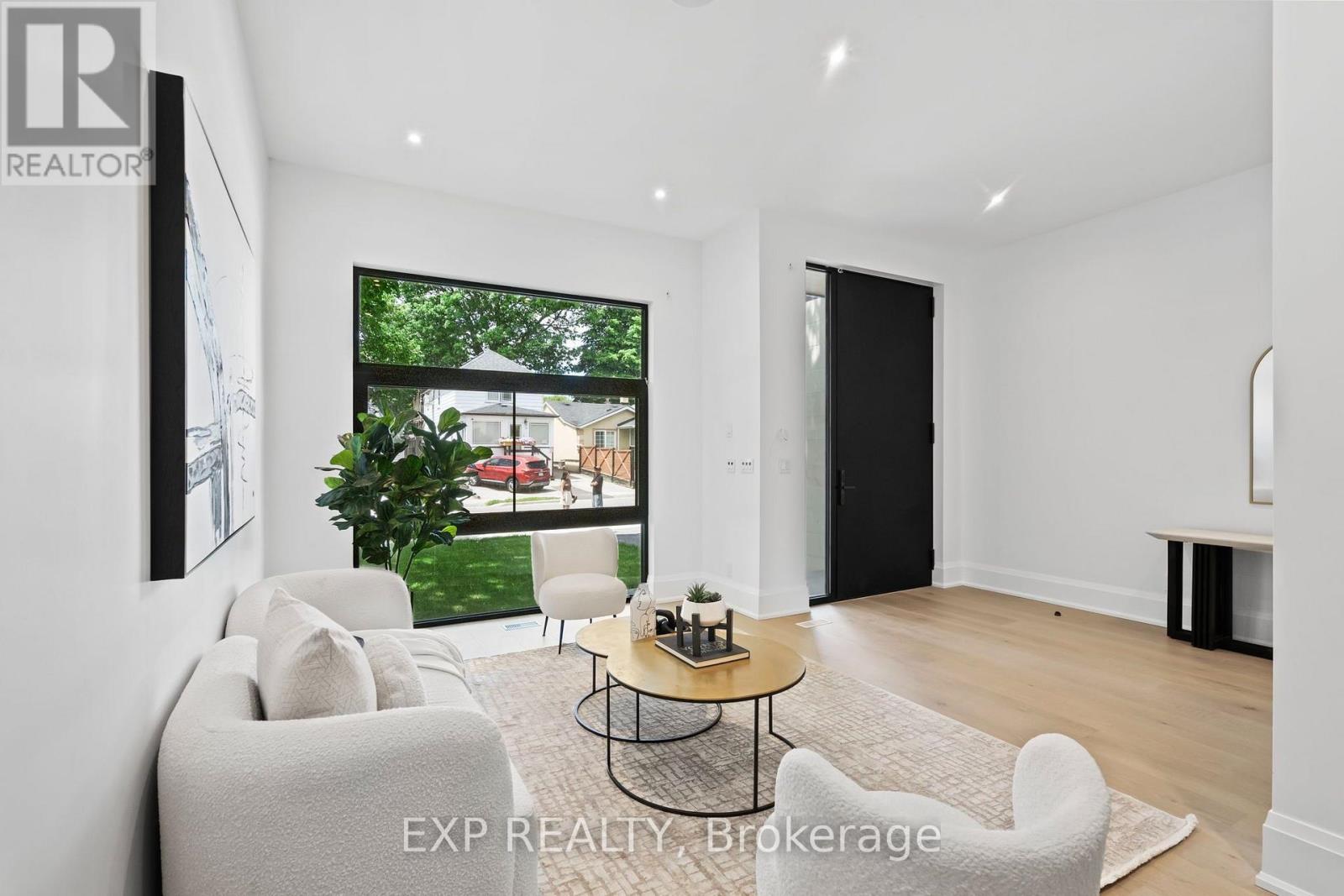 Photo of 51 THIRTY NINTH STREET