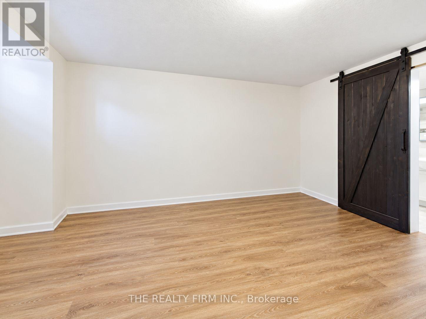 #17 2635 BATEMAN TRAIL - 21