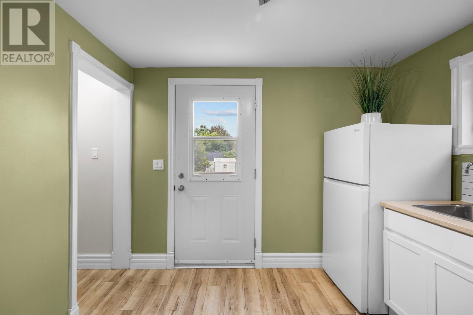 59-61 Spring Park Road - Image 14