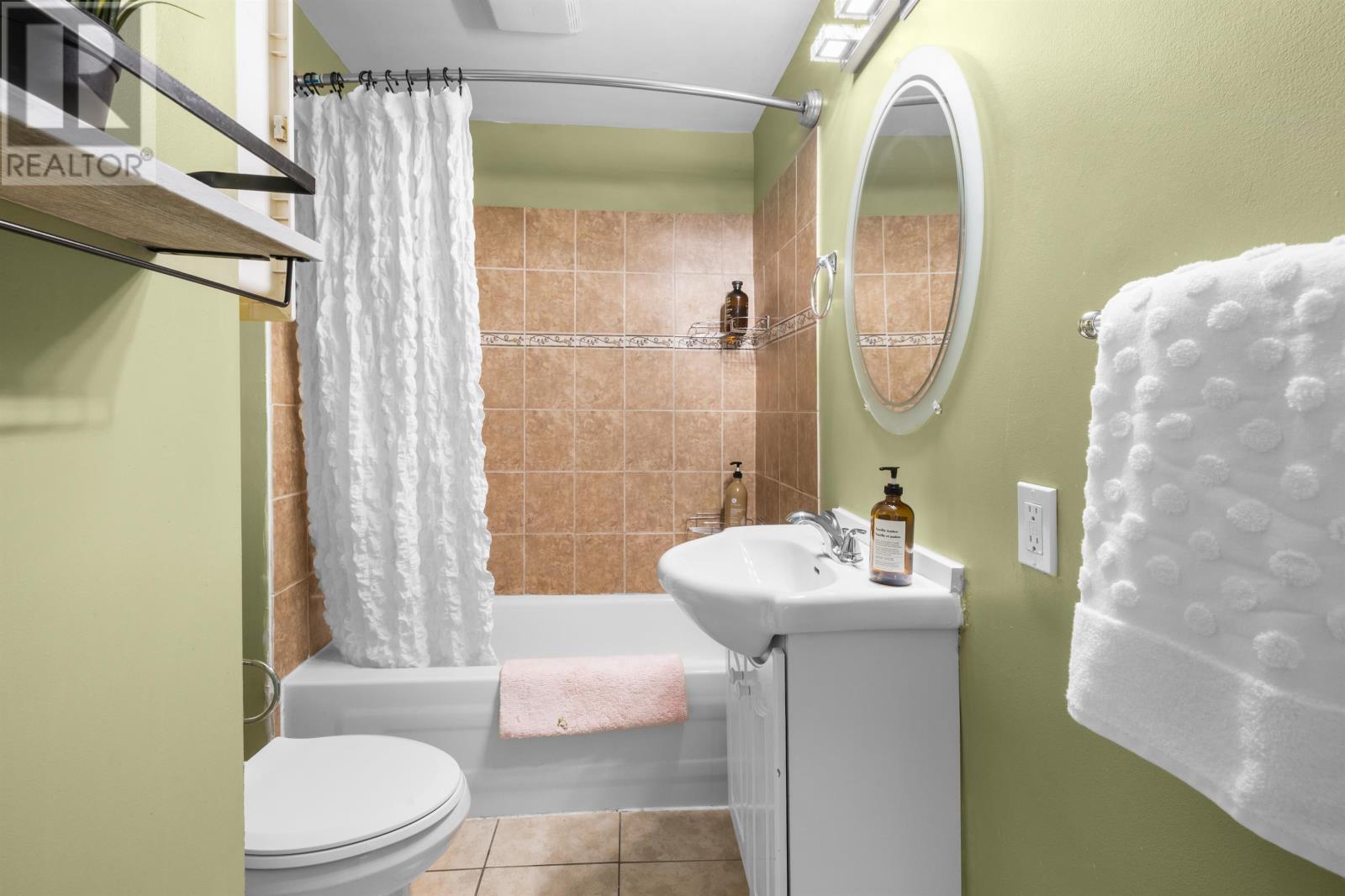 59-61 Spring Park Road - Image 31