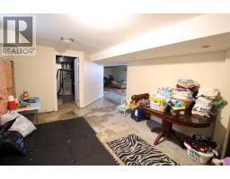 Bedroom - 5004 52 St, Taber, AB T1G1N2 Photo 9