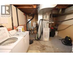Bedroom - 5004 52 St, Taber, AB T1G1N2 Photo 10