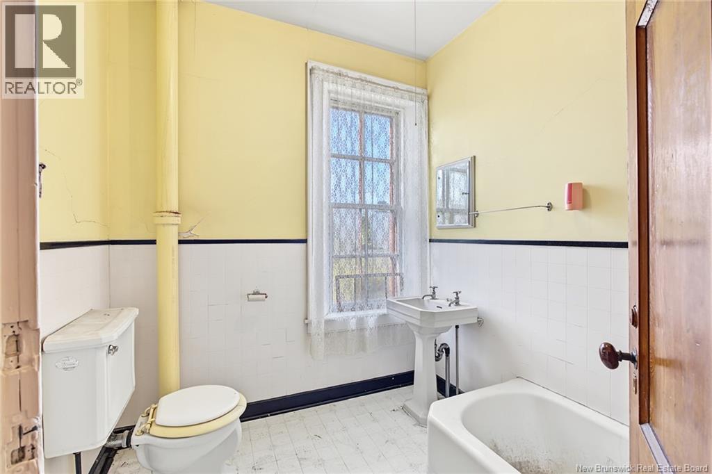 4 Yeamans Road - 41