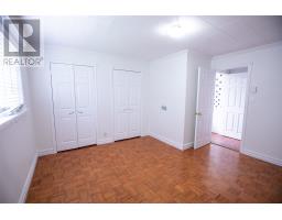 40 Bartons Road thumbnail 12