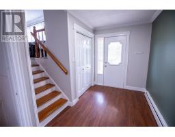 40 Bartons Road thumbnail 14
