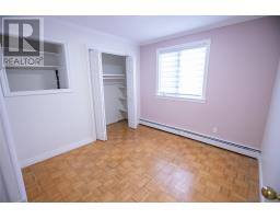 40 Bartons Road thumbnail 24