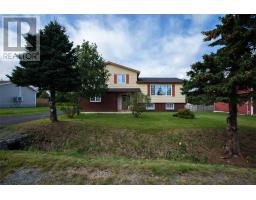 40 Bartons Road thumbnail 3