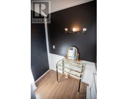 40 Bartons Road thumbnail 43