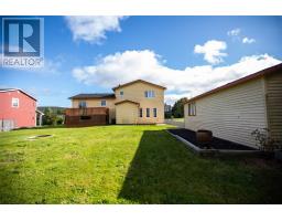40 Bartons Road thumbnail 47
