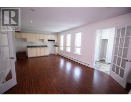 40 Bartons Road thumbnail 8