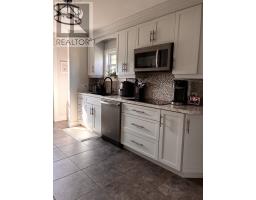1 Kingwell Crescent thumbnail 12