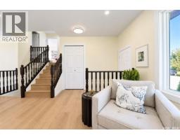 Family room - 734 Sherry Way, Saskatoon, SK S7M5R7 Photo 8