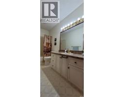 707 Emmeline Cove, Saskatoon, SK S7J3L8 Photo 29