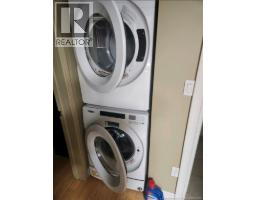 214 1E Street, photo 4